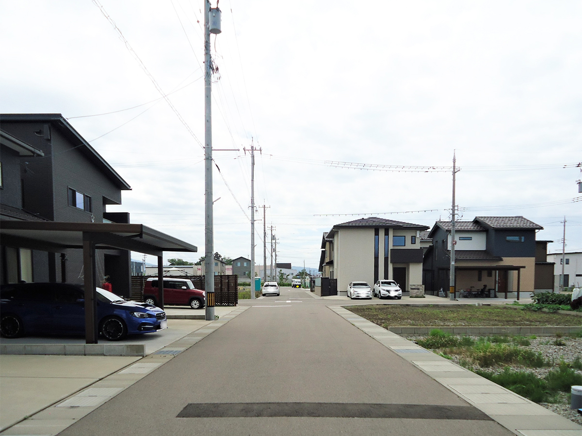 インカムハウス土地住宅情報｜野々市市中林 - 194m²｜
